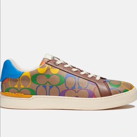 Coach Clip Low Top Sneaker in Rainbow Signature Canvas - Picture 2 of 5